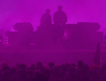 TRAILER V1.00 19 52 13.Still002